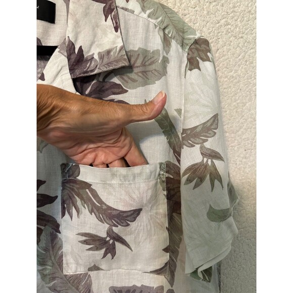 7 for All mankind men’s  linen Button Up shirt SZ Medium short sleeves pristine - Picture 3 of 11